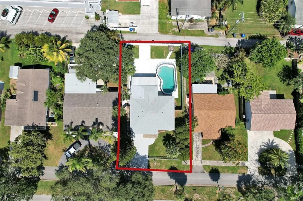 1721 16th Court Hollywood, FL 33020
