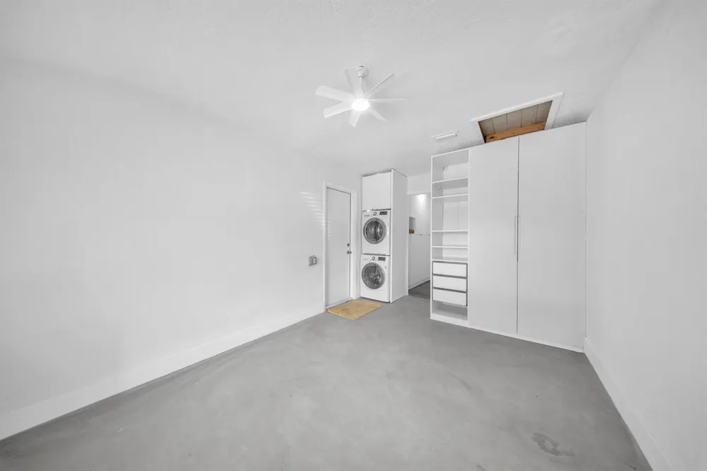 1721 16th Court Hollywood, FL 33020