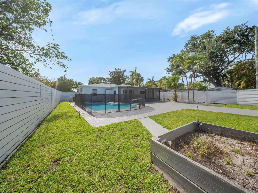 1721 16th Court Hollywood, FL 33020