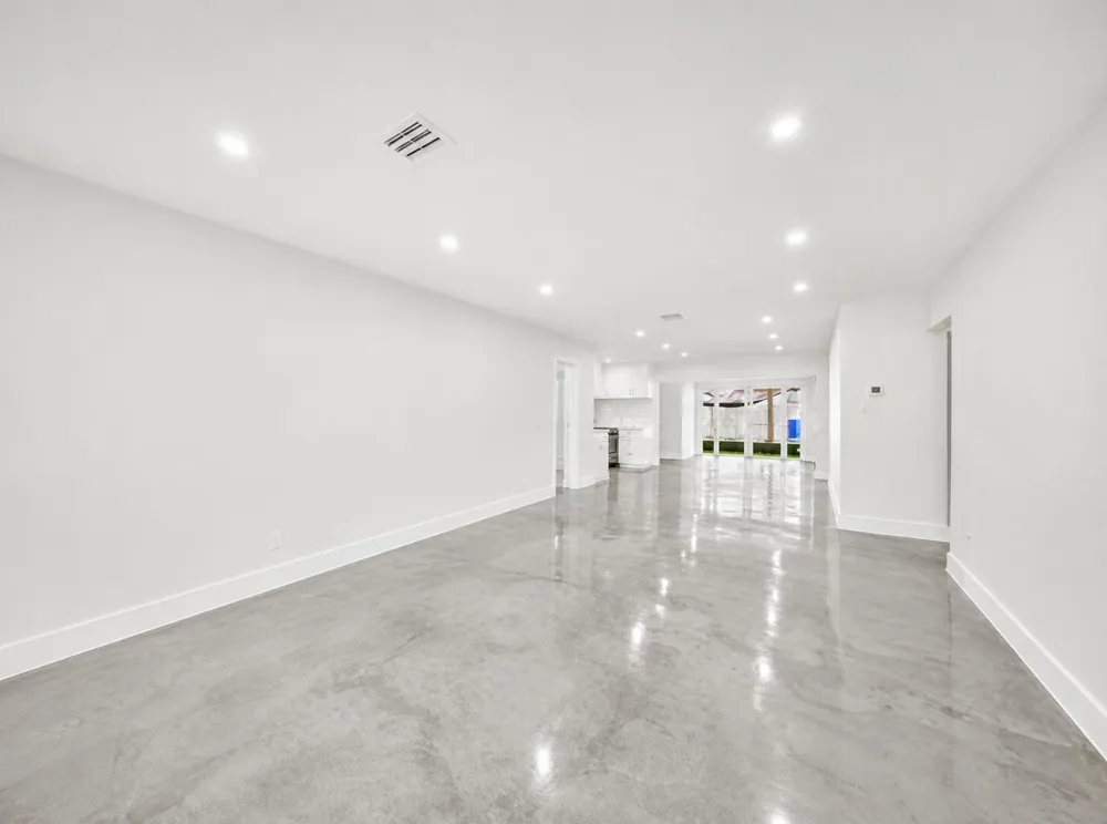1721 16th Court Hollywood, FL 33020