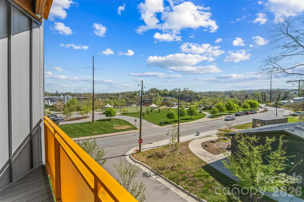 68 Craven Street #312 Asheville, NC 28806
