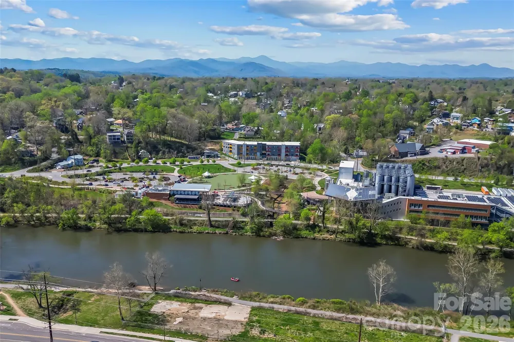 68 Craven Street #312 Asheville, NC 28806