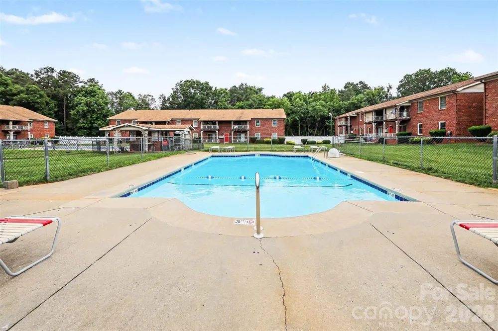 121 Carriage House Drive Kannapolis, NC 28081