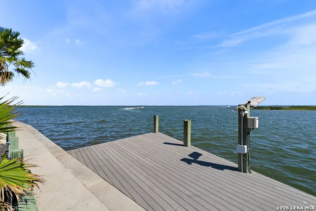 140 BAY HARBOR DR Aransas Pass, TX 78336