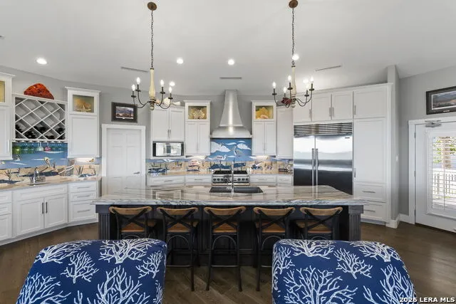 140 BAY HARBOR DR Aransas Pass, TX 78336
