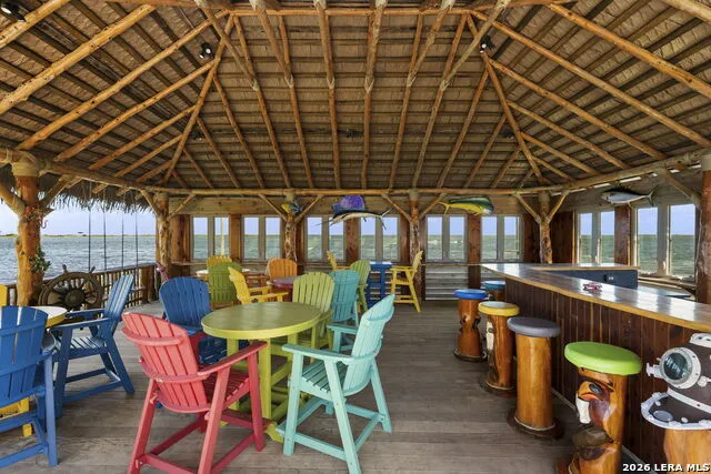 140 BAY HARBOR DR Aransas Pass, TX 78336