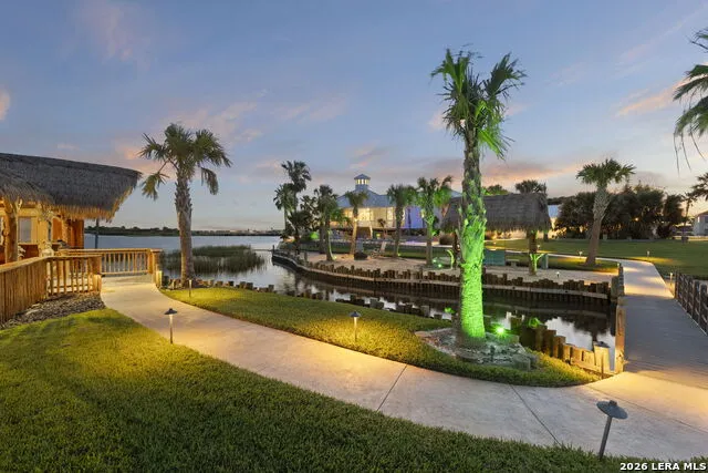 140 BAY HARBOR DR Aransas Pass, TX 78336