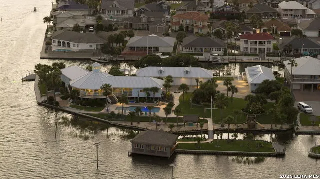 140 BAY HARBOR DR Aransas Pass, TX 78336