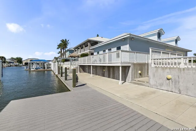 140 BAY HARBOR DR Aransas Pass, TX 78336