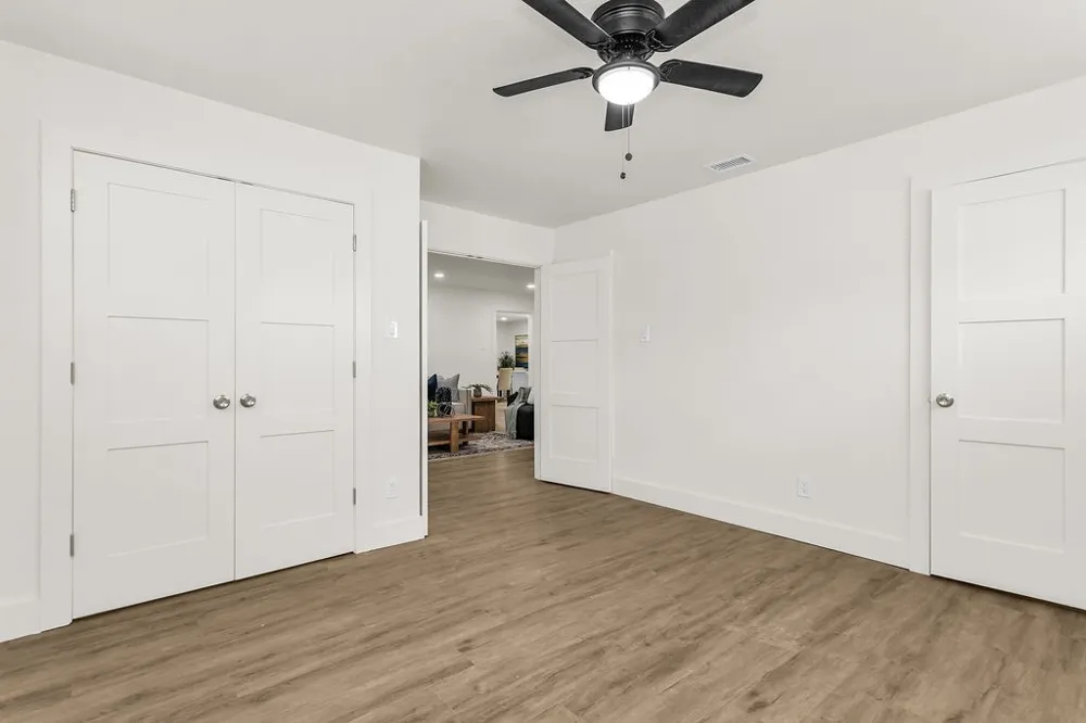 10623 Mccree Road Dallas, TX 75238
