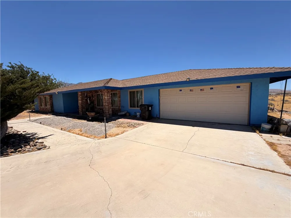 10646 Orchard Lucerne Valley, CA 92356