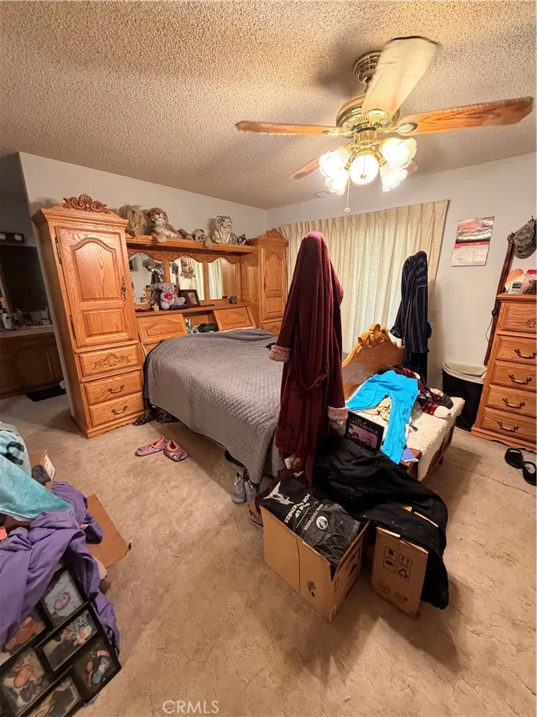10646 Orchard Lucerne Valley, CA 92356
