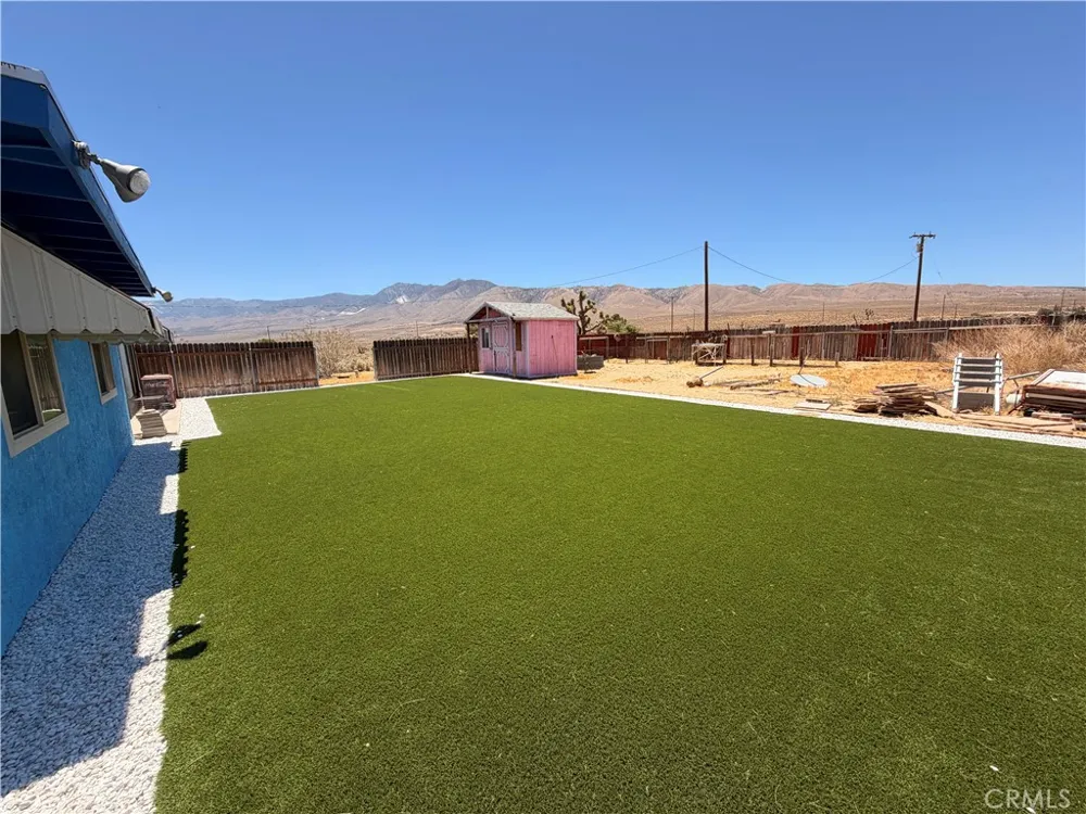 10646 Orchard Lucerne Valley, CA 92356