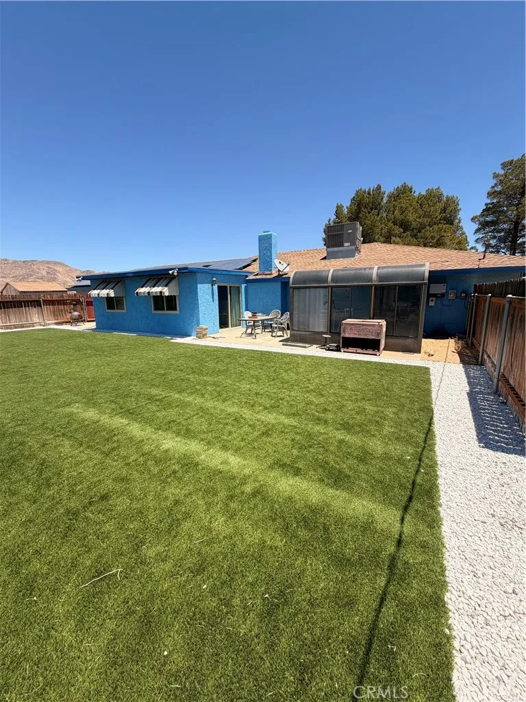 10646 Orchard Lucerne Valley, CA 92356