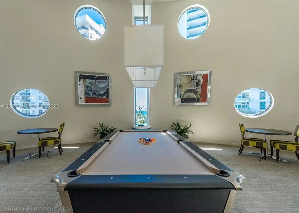 6000 Collins Ave #517 Miami Beach, FL 33140