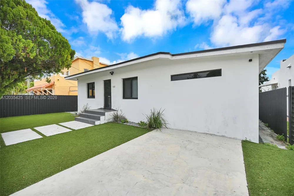 112 NW 53rd St #112 Miami, FL 33127