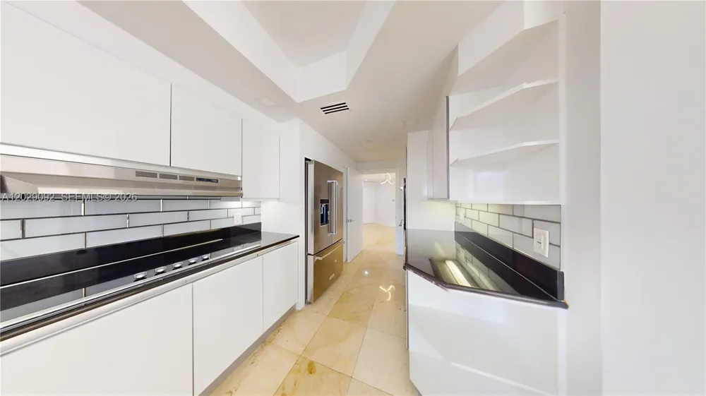 21050 NE 38th Ave #305 Aventura, FL 33180