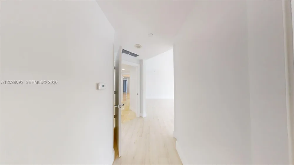 21050 NE 38th Ave #305 Aventura, FL 33180