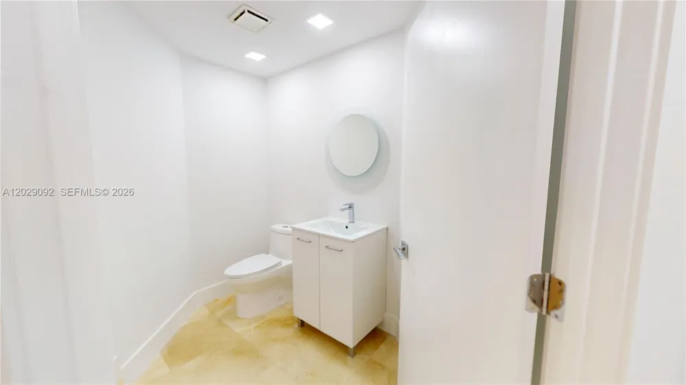 21050 NE 38th Ave #305 Aventura, FL 33180