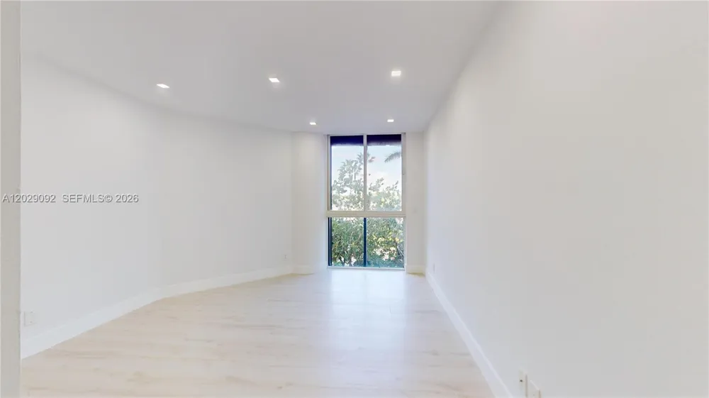 21050 NE 38th Ave #305 Aventura, FL 33180