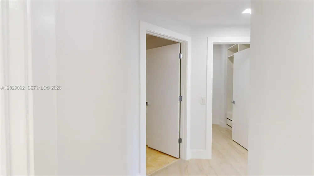 21050 NE 38th Ave #305 Aventura, FL 33180