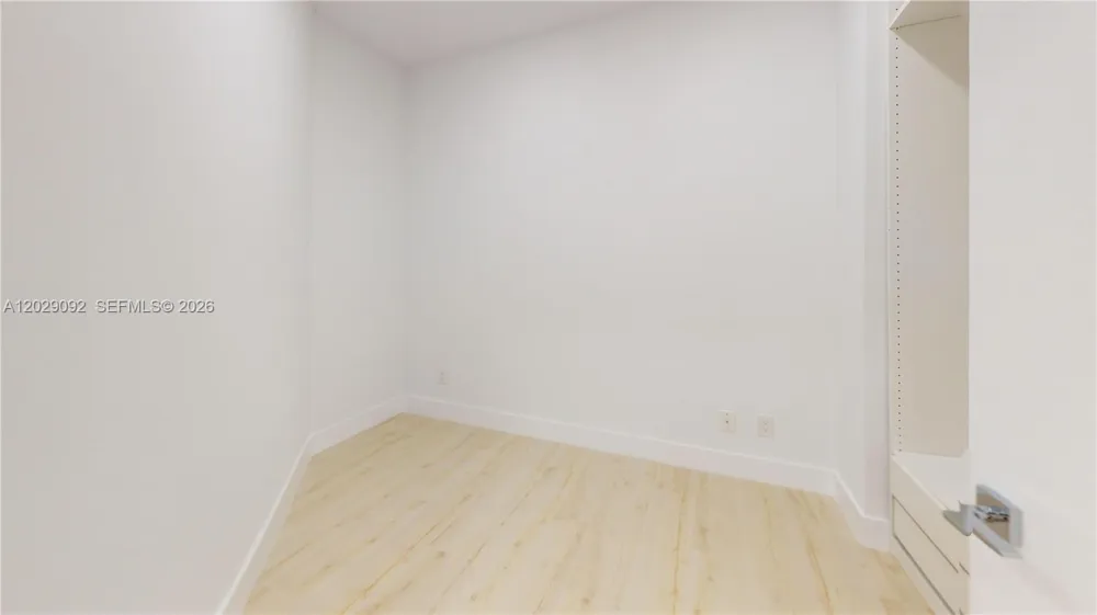 21050 NE 38th Ave #305 Aventura, FL 33180