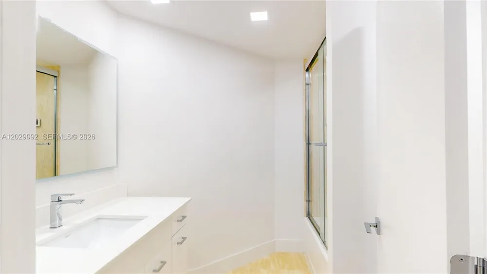 21050 NE 38th Ave #305 Aventura, FL 33180