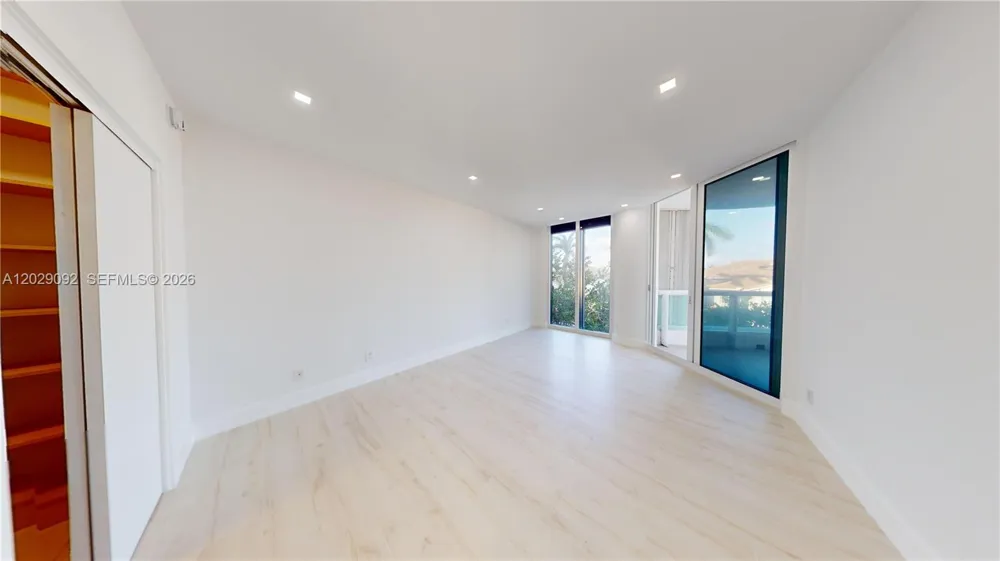 21050 NE 38th Ave #305 Aventura, FL 33180
