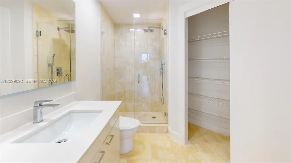 21050 NE 38th Ave #305 Aventura, FL 33180