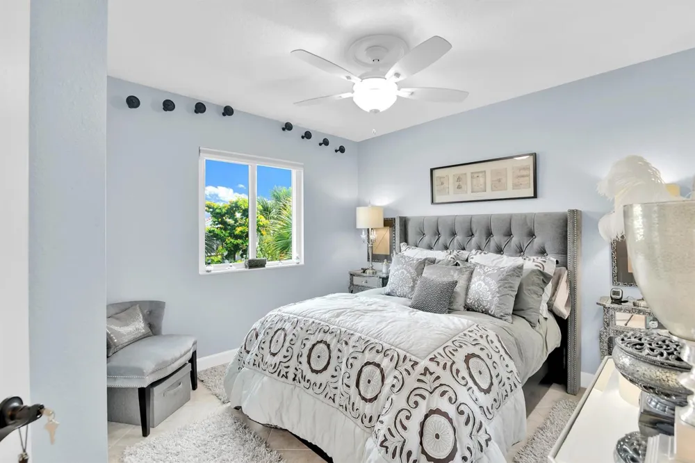 528 Bayfront Drive Boynton Beach, FL 33435