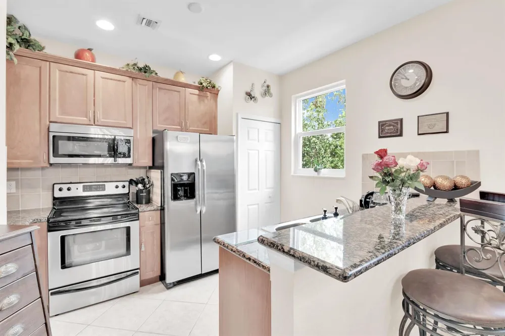 528 Bayfront Drive Boynton Beach, FL 33435