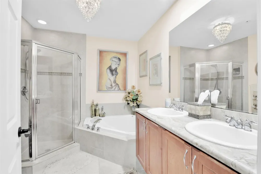 528 Bayfront Drive Boynton Beach, FL 33435