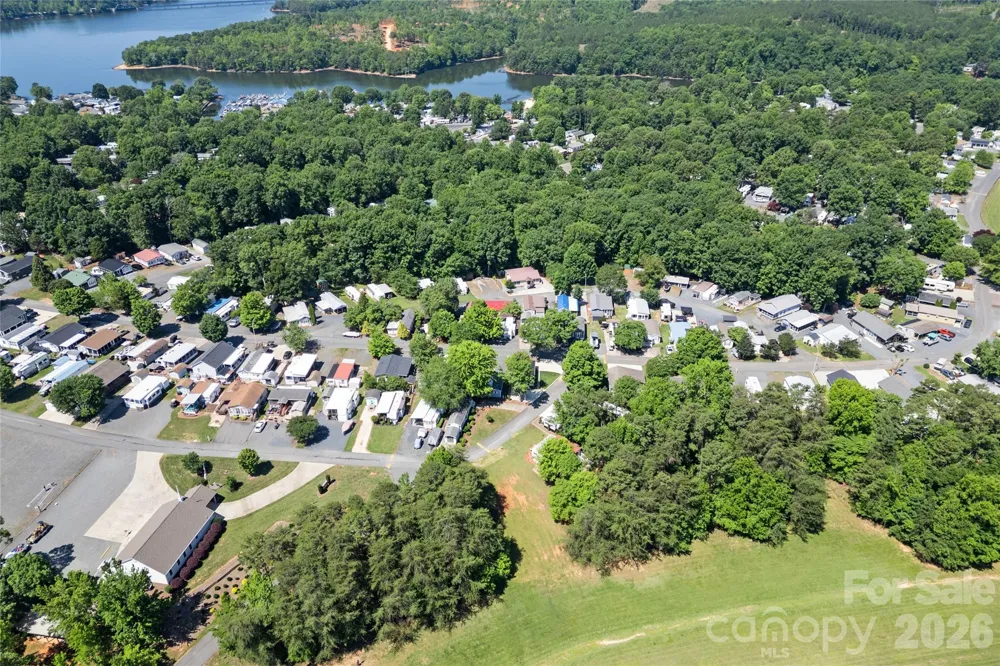 107 Dove Lane New London, NC 28127