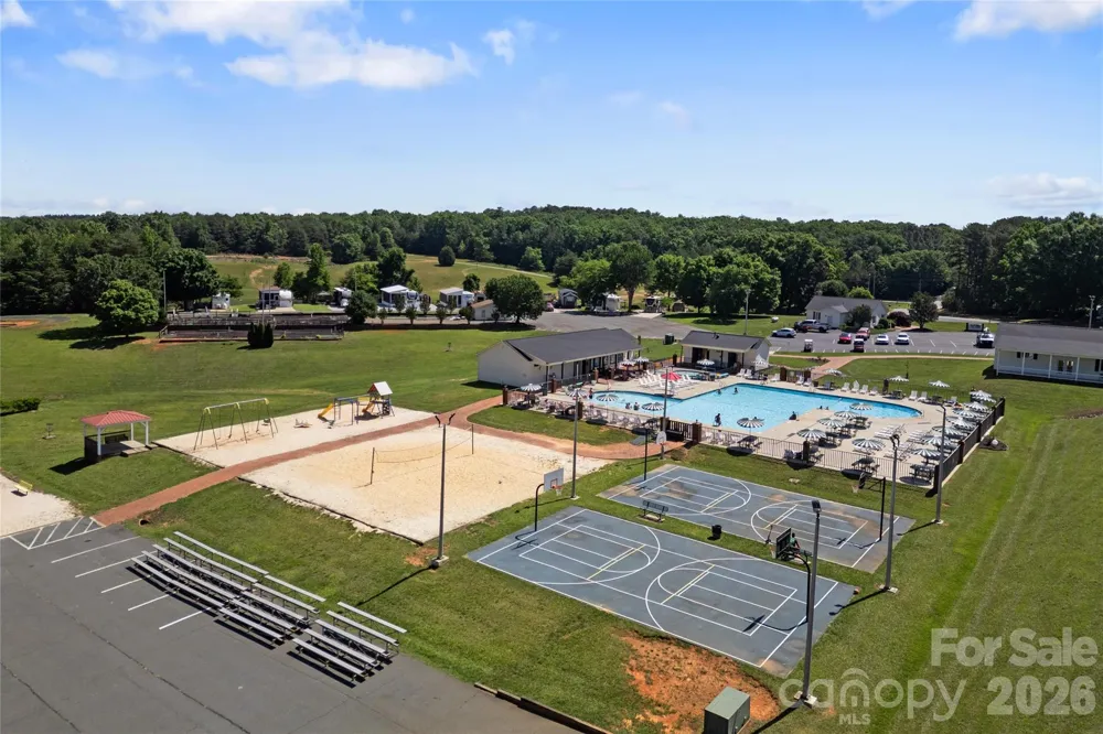 107 Dove Lane New London, NC 28127