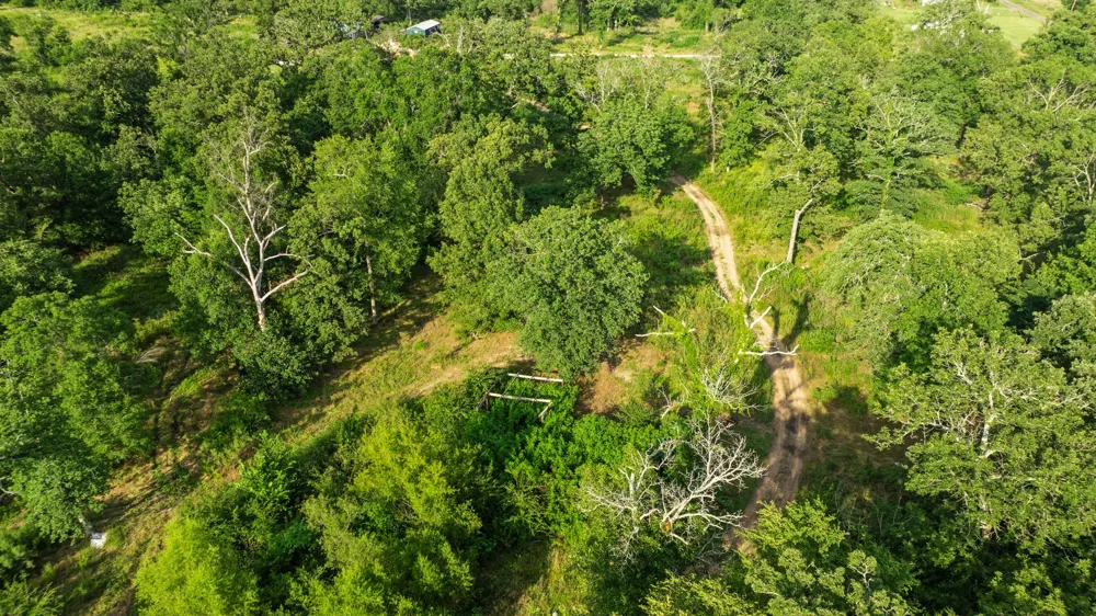 5200 County Road 45080 Arthur City, TX 75411