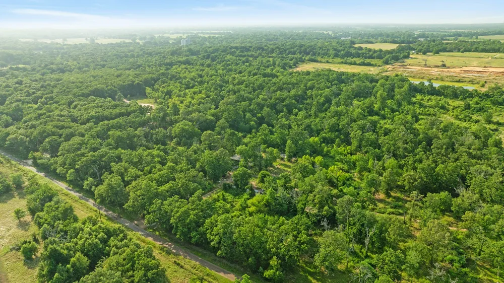 5200 County Road 45080 Arthur City, TX 75411