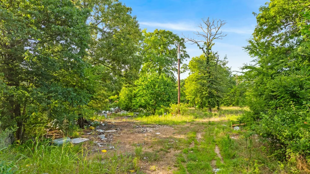 5200 County Road 45080 Arthur City, TX 75411