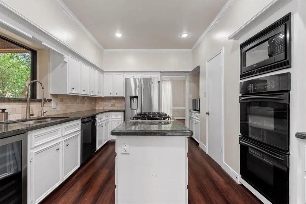 1214 Emerald Green Lane Houston, TX 77094