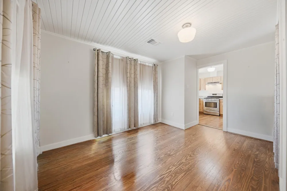 23 Harris Street Bellville, TX 77418