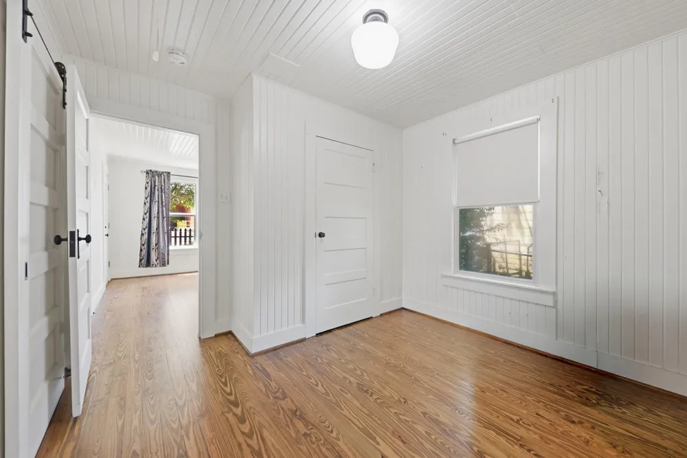 23 Harris Street Bellville, TX 77418
