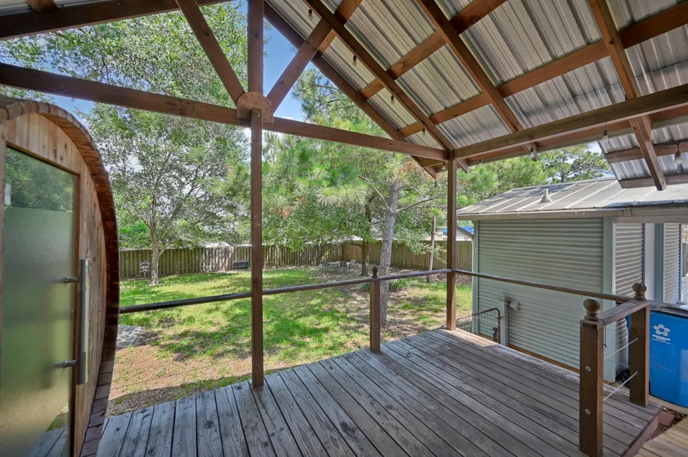 23 Harris Street Bellville, TX 77418