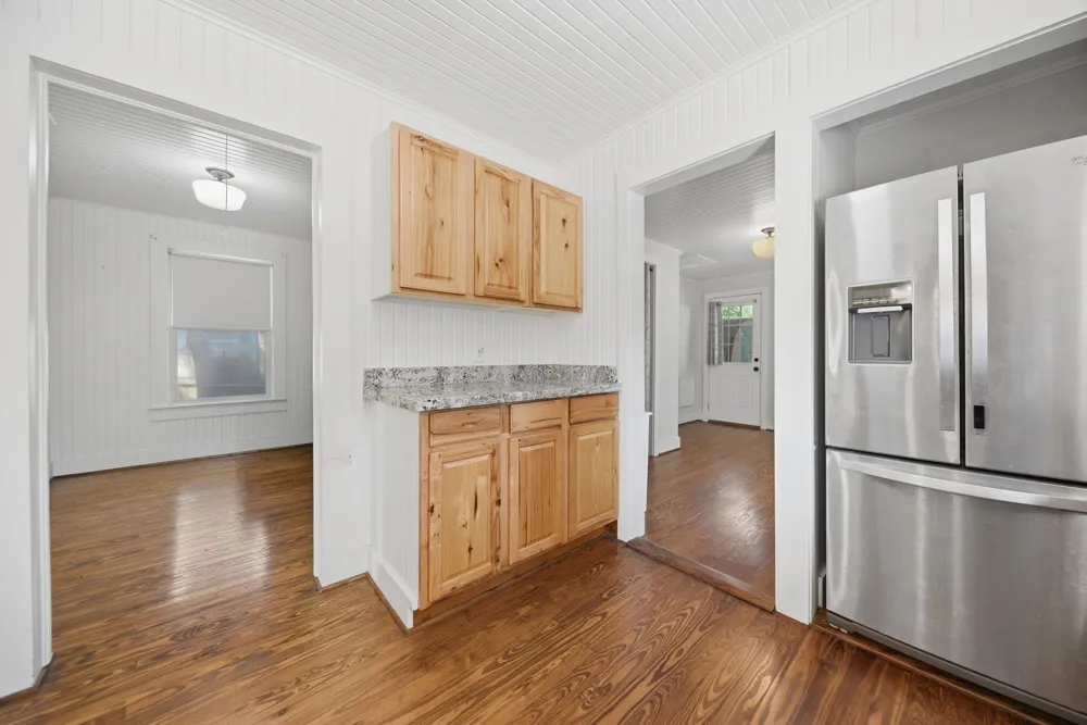 23 Harris Street Bellville, TX 77418