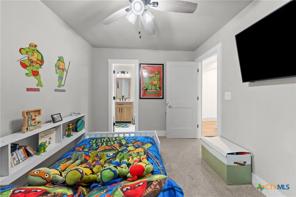 702 E Sandy Lane Little River Academy, TX 76554