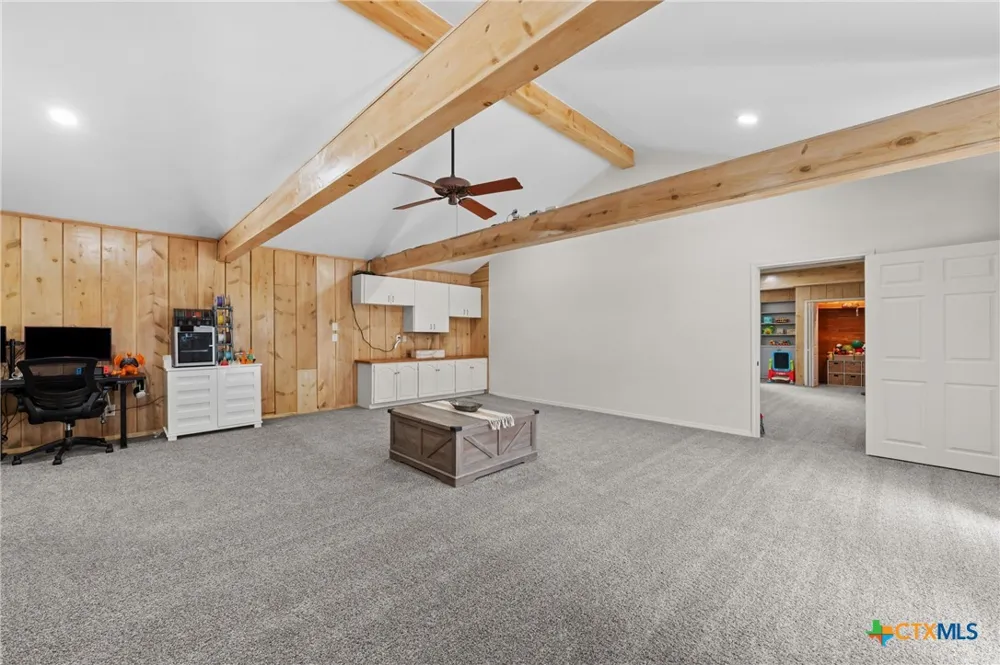 702 E Sandy Lane Little River Academy, TX 76554