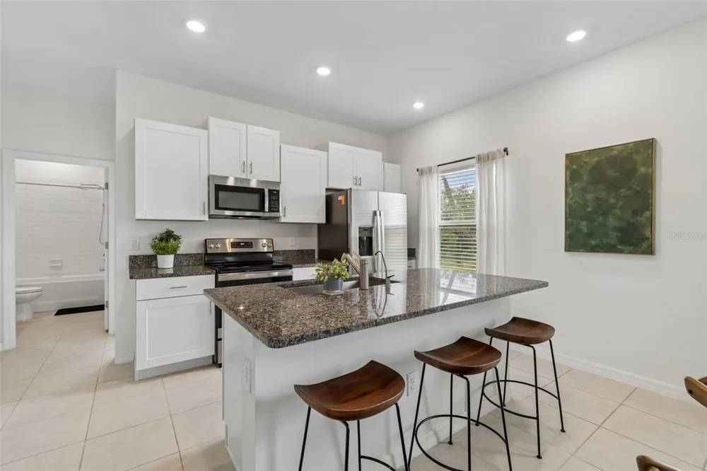 873 TENNYSON MILL CIRCLE Tampa, FL 33619