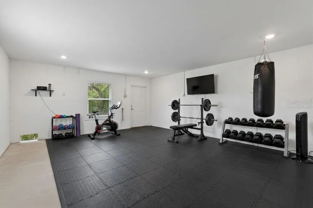 873 TENNYSON MILL CIRCLE Tampa, FL 33619
