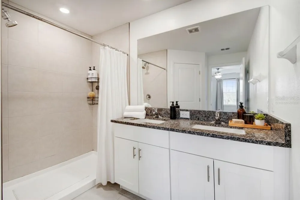 873 TENNYSON MILL CIRCLE Tampa, FL 33619