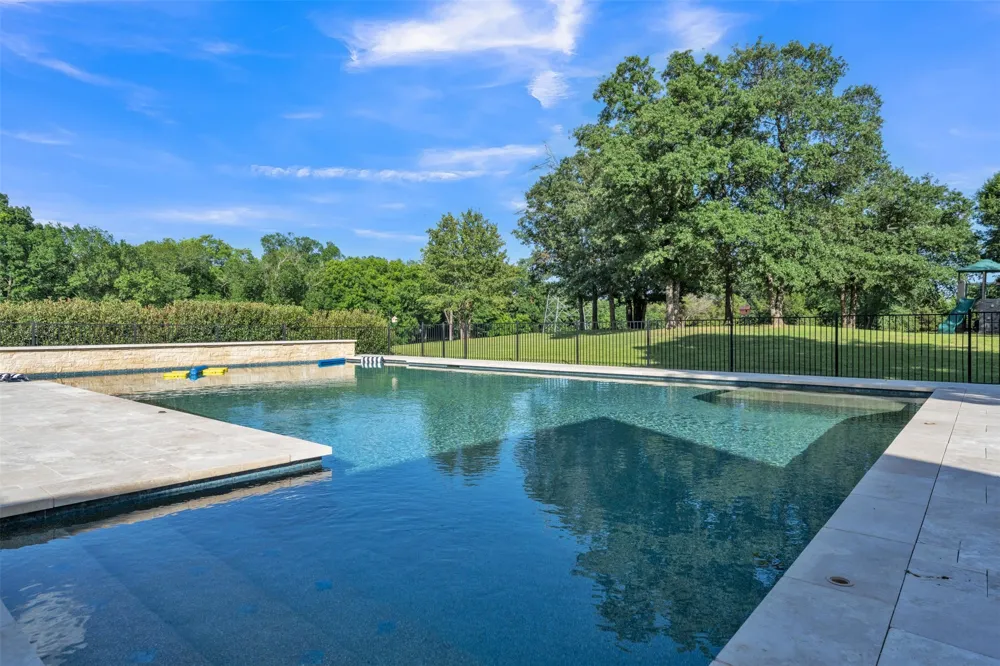 7466 Bent Trail Mansfield, TX 76063