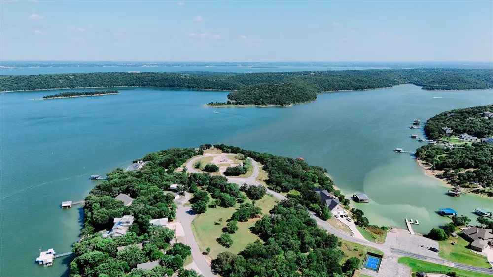 Grande Pointe Court Chico, TX 76431