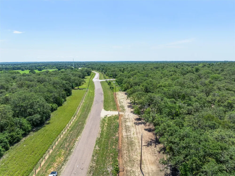 2465 County Road 58 Caldwell, TX 77836